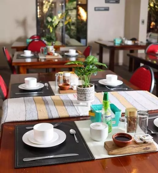 Hotel Tikay Suite
