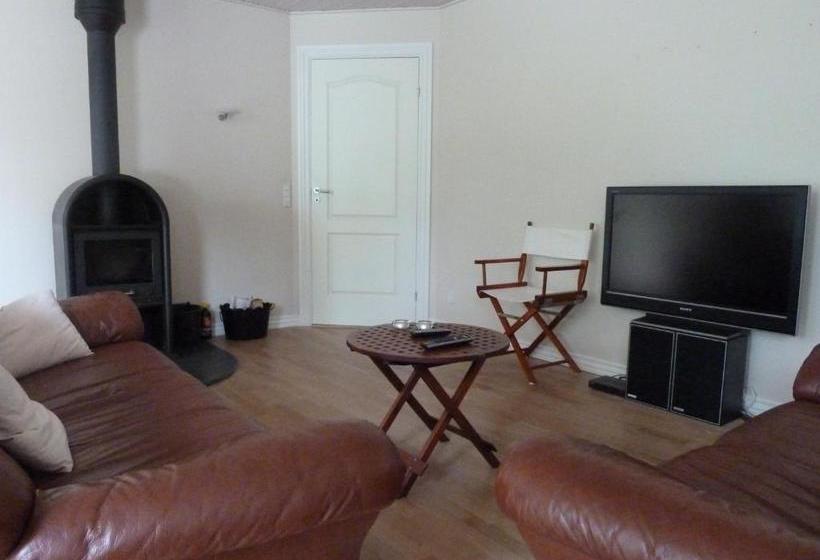 Snehvide Bed & Breakfast