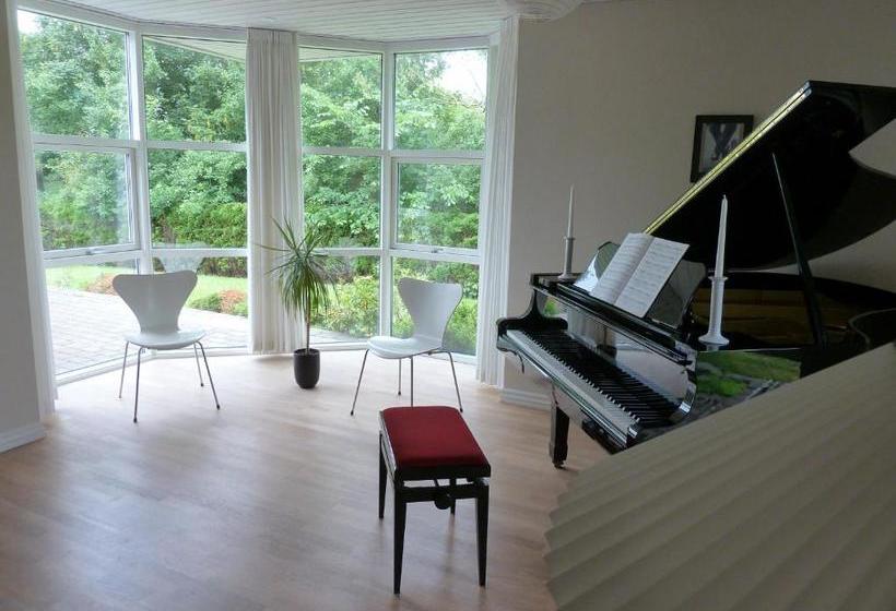 Snehvide Bed & Breakfast