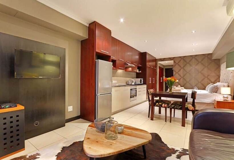 Cape Eazi Stayz Icon Apartments