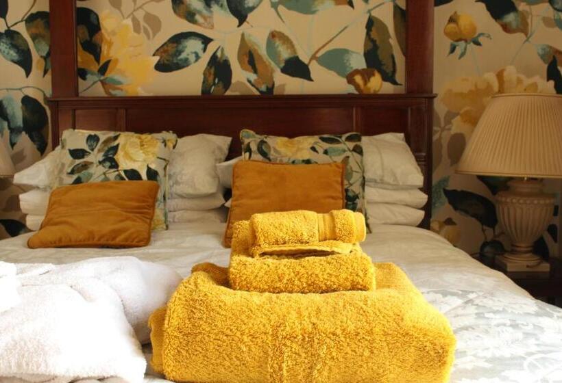 ベッドアンドブレックファースト Bank House B And B