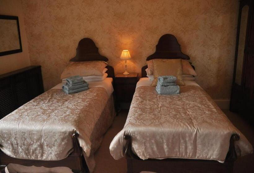 ベッドアンドブレックファースト Bank House B And B