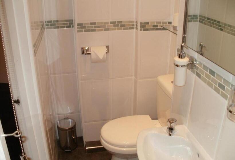 住宿加早餐  Chiverton House Guest Accommodation