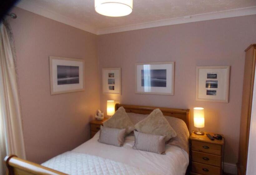 住宿加早餐  Chiverton House Guest Accommodation