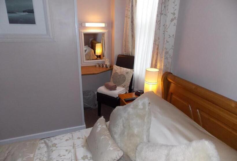 住宿加早餐  Chiverton House Guest Accommodation