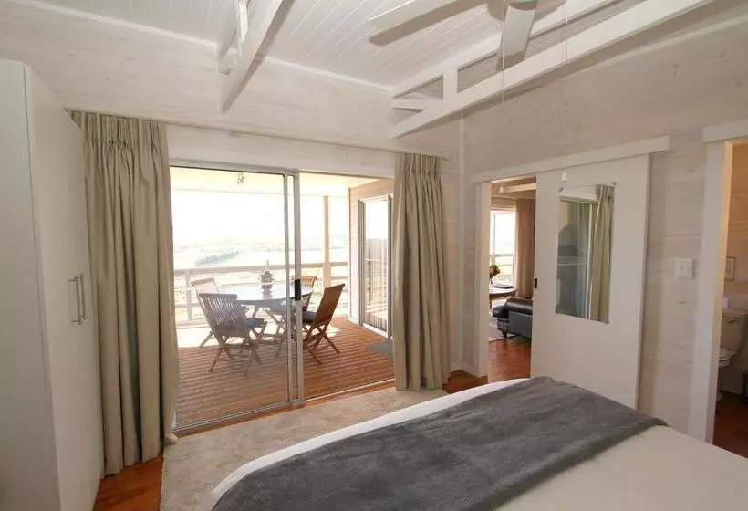 Big Sky Cottages