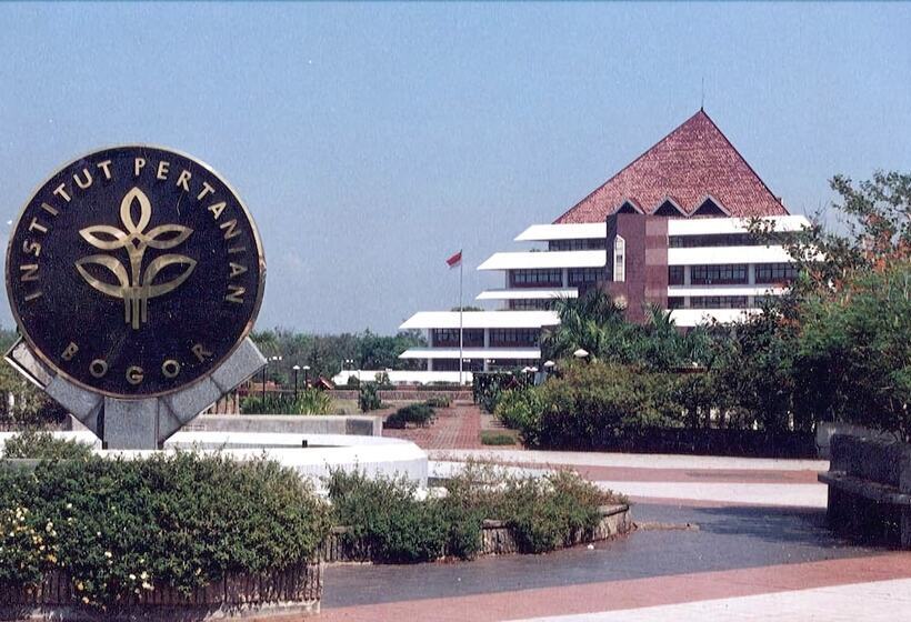 Bigland Hotel & Convention Sentul