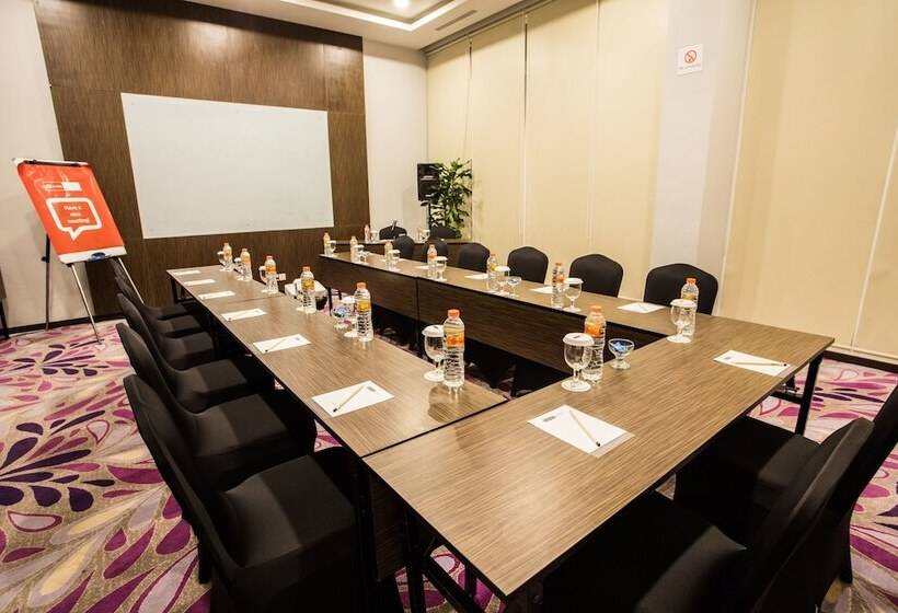 Bigland Hotel & Convention Sentul