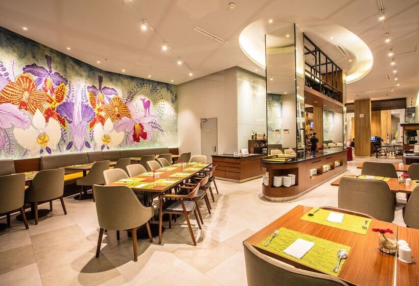 Bigland Hotel & Convention Sentul