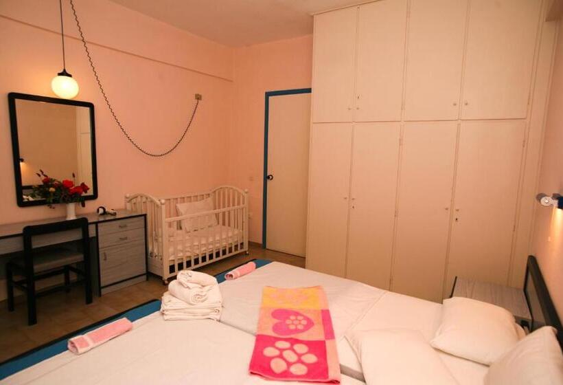 Glyfada Gorgona Apartments