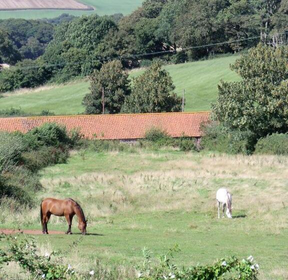 Castle Of Comfort Hotel & Restaurant