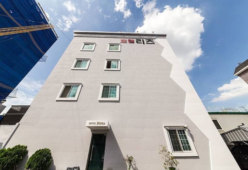 Chuncheon Hotel Ritz