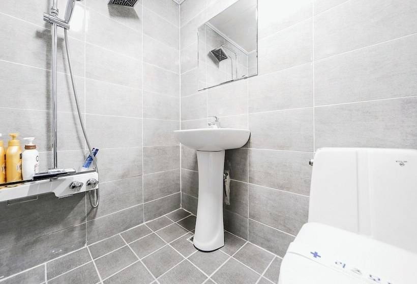 Chuncheon Hotel Ritz