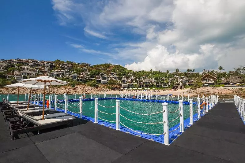 هتل The Ritz Carlton Koh Samui