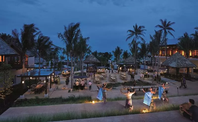 هتل The Ritz Carlton Koh Samui