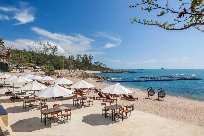 هتل The Ritz Carlton Koh Samui