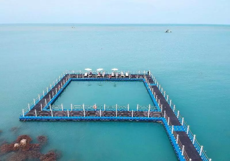 هتل The Ritz Carlton Koh Samui