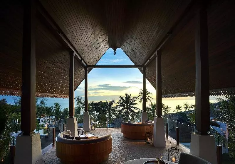 هتل The Ritz Carlton Koh Samui
