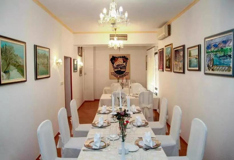 ホテル Villa Neretva   Metković