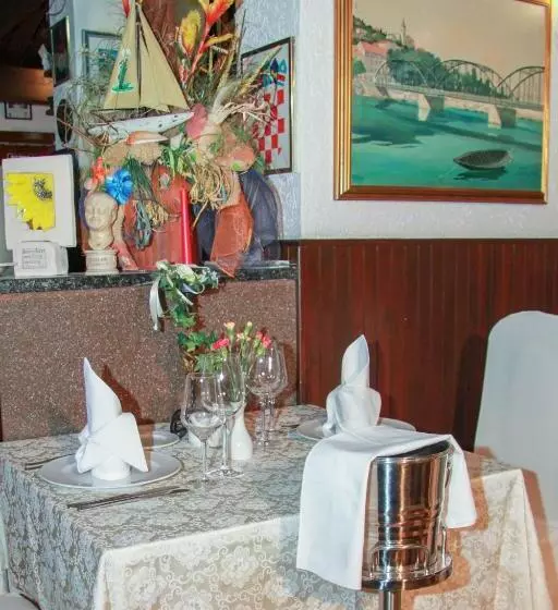 ホテル Villa Neretva   Metković