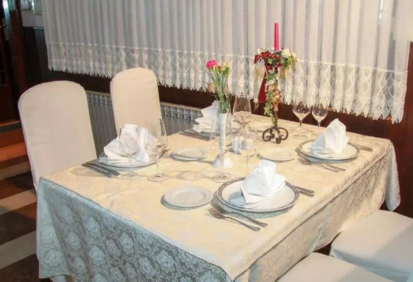 ホテル Villa Neretva   Metković