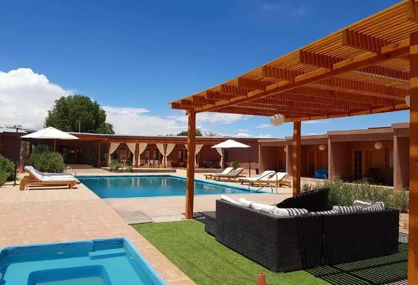 Ittai Hotel