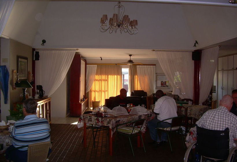 بنسيون Matoppi Guest House