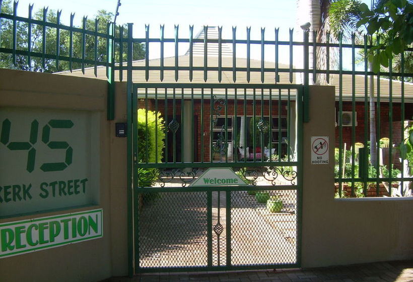 بنسيون Matoppi Guest House