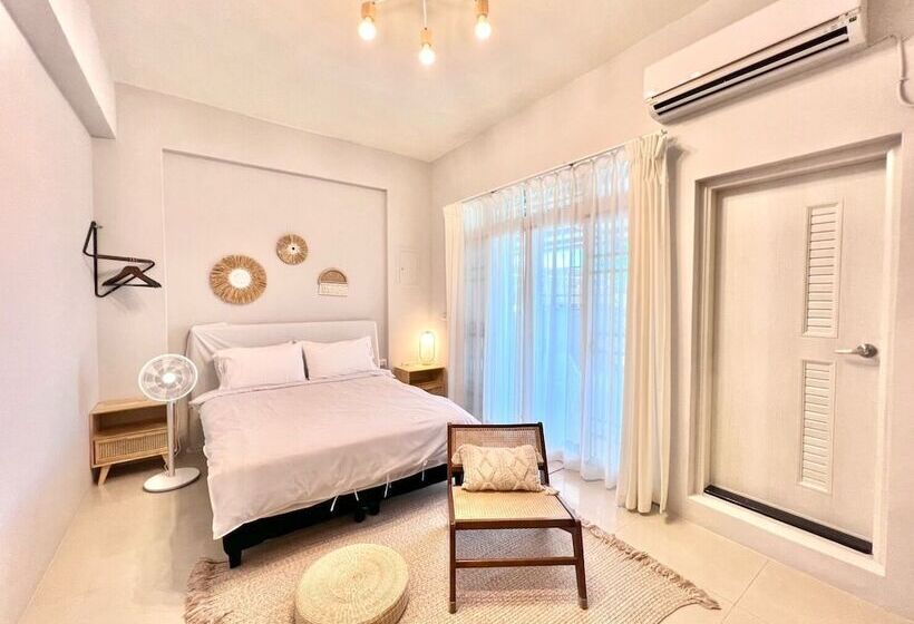 تختخواب و صبحانه Brother Homestay