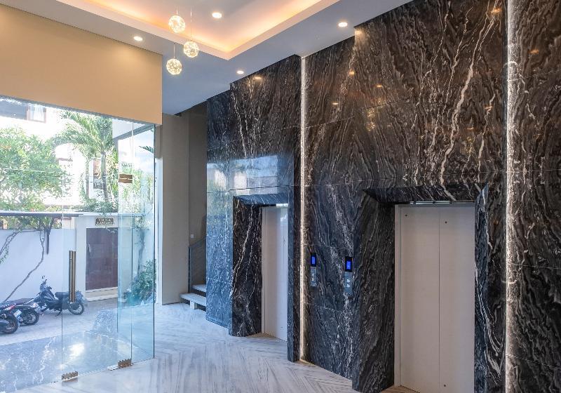 ホテル Aster Apartment Bali