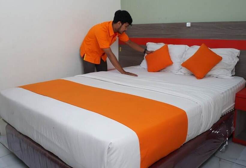 Lucky Hotel By Surya Group