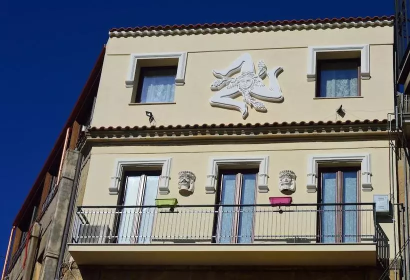 هتل Centro Sicilia Rooms Suites & Terrace