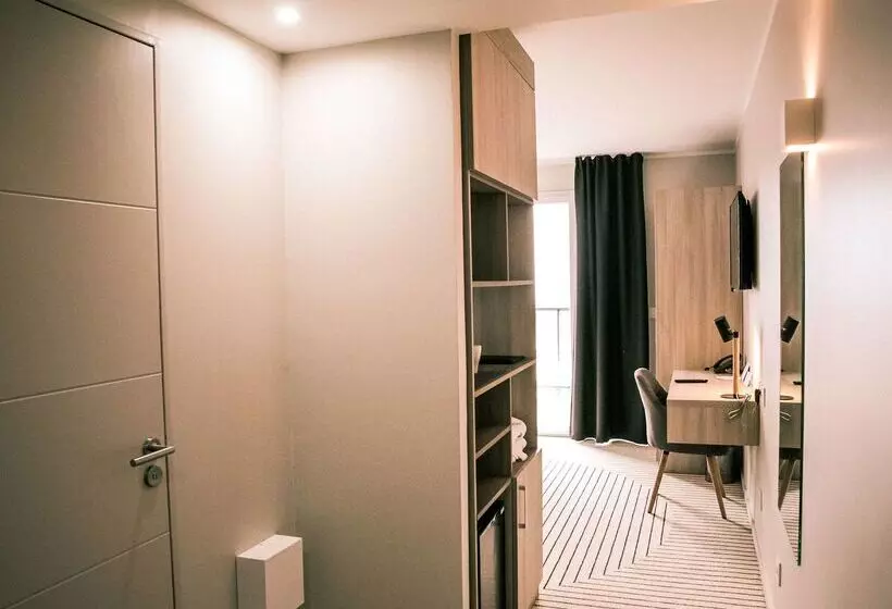 ホテル Best Western Plus  Antibes Riviera
