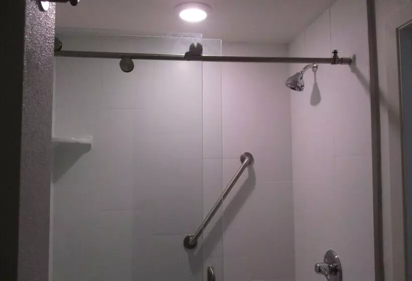 ホテル Best Western Plus Roland Inn & Suites