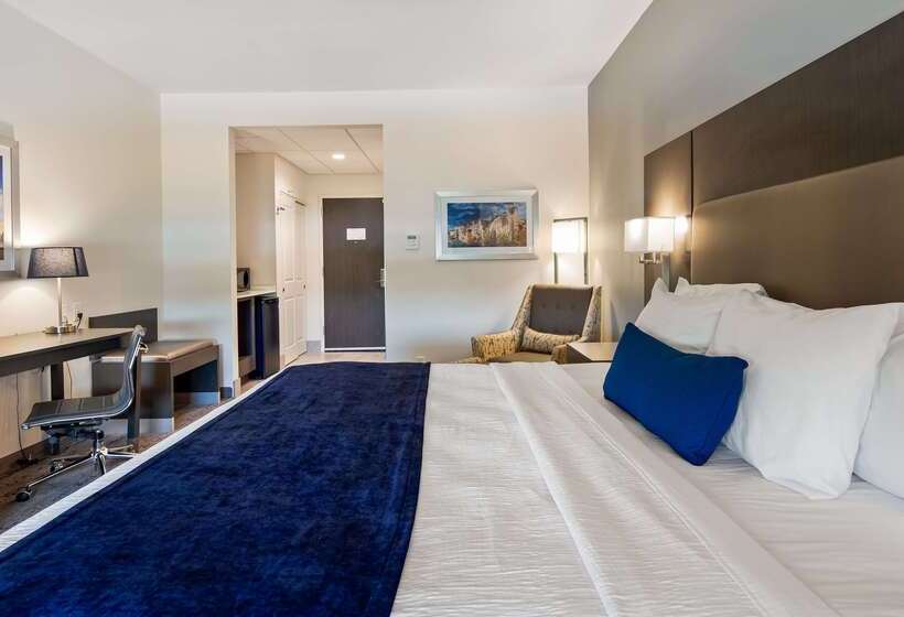 فندق Best Western Plus Roland Inn & Suites