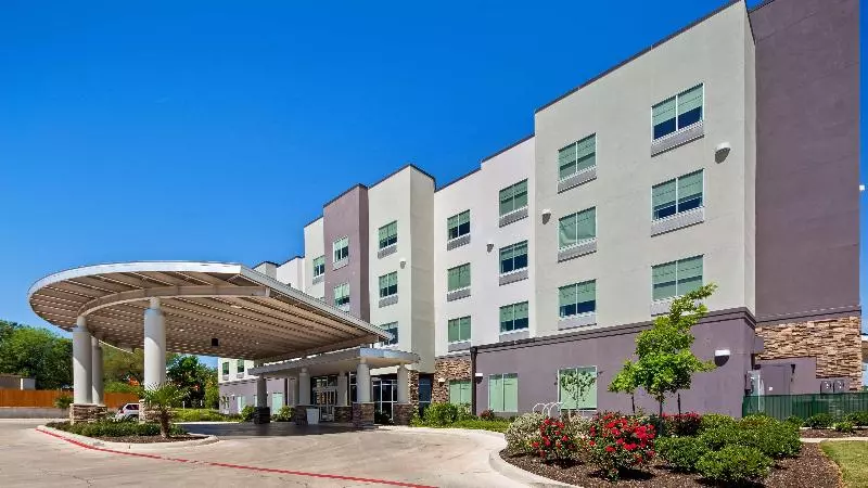 ホテル Best Western Plus Roland Inn & Suites