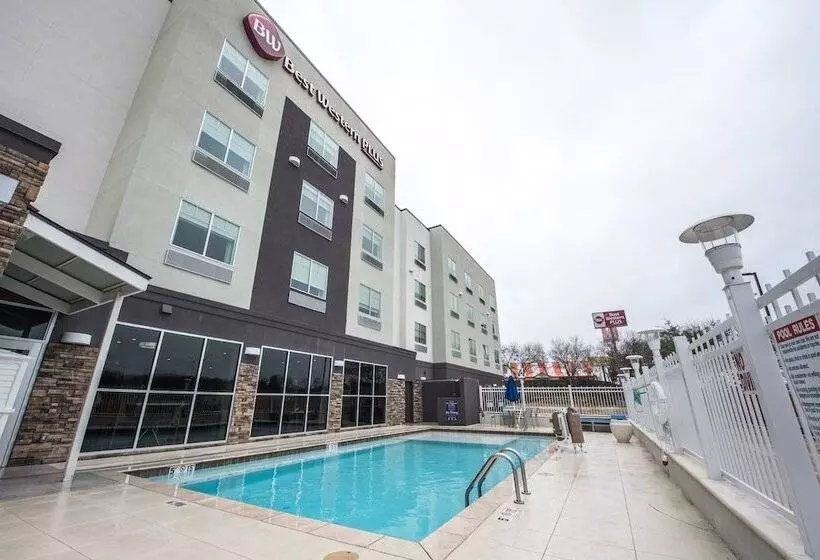 ホテル Best Western Plus Roland Inn & Suites