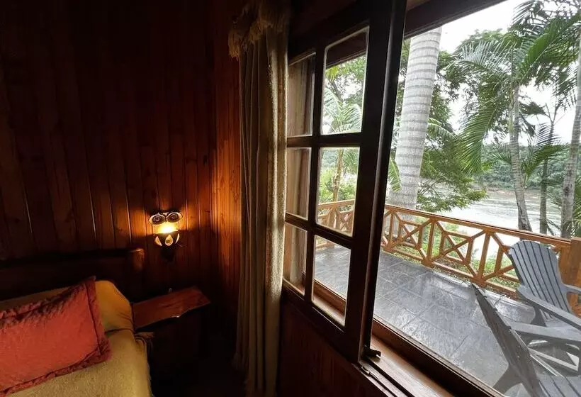 هتل Costa Del Sol Iguazu