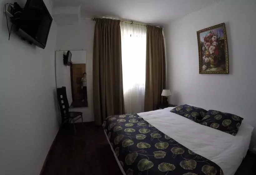 Hotel Divasto