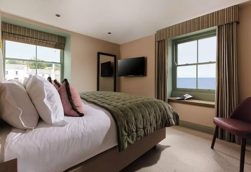 Hotel Pier House
