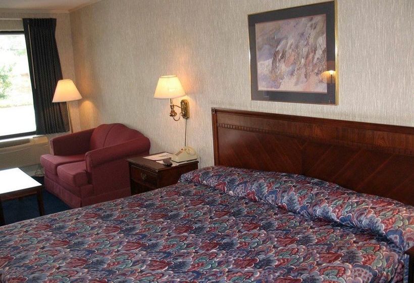 فندق على الطريق Quality Inn