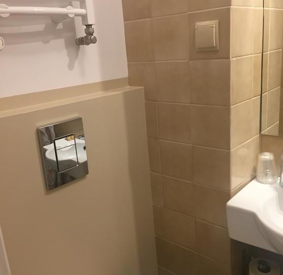 Pod Grotem Hotel Warsaw