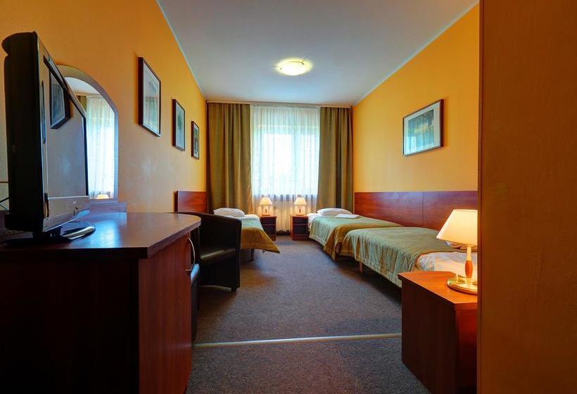 Pod Grotem Hotel Warsaw