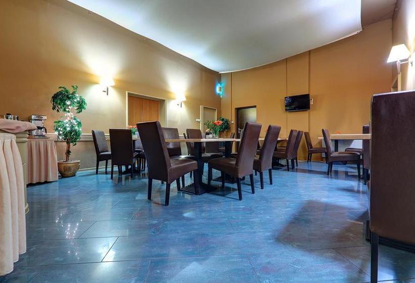 Pod Grotem Hotel Warsaw