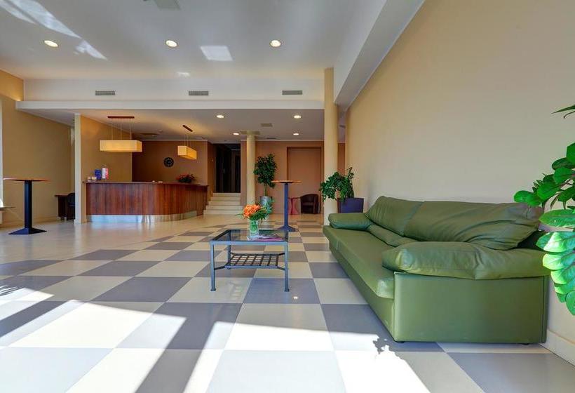 Pod Grotem Hotel Warsaw