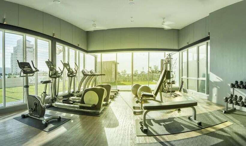 Ratana Patong Beach Hotel By Shanaya