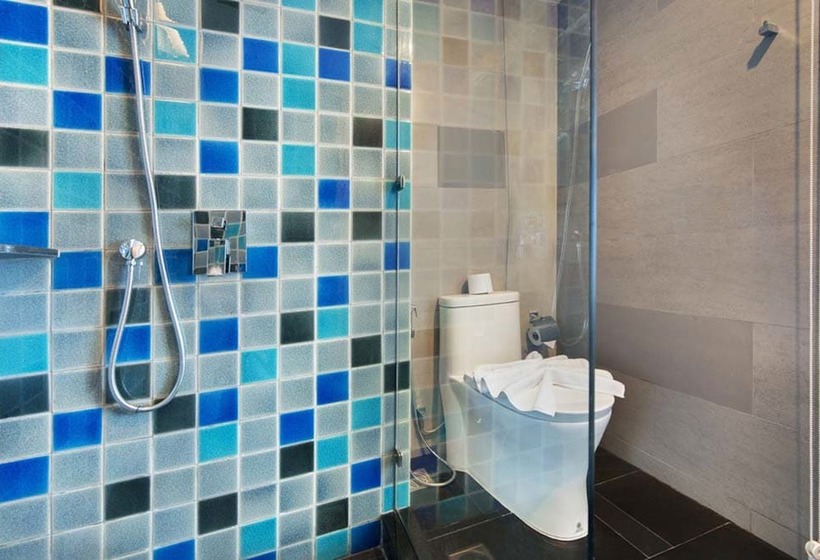 Ratana Patong Beach Hotel By Shanaya