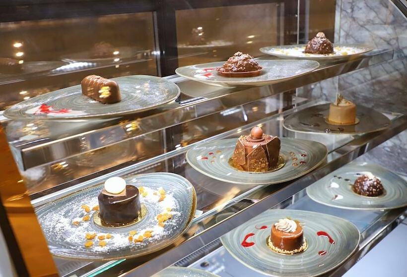 Five Seasons Hotel & Spa