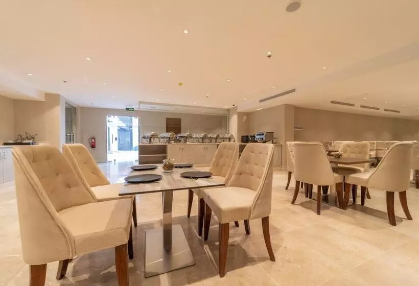 Five Seasons Hotel & Spa