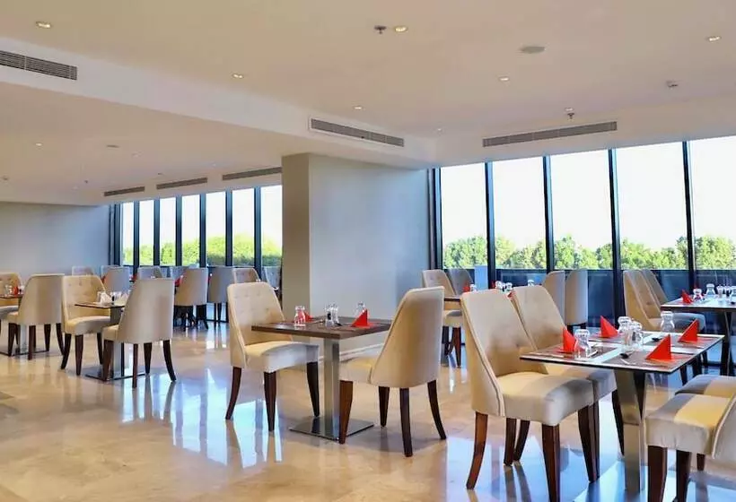 Five Seasons Hotel & Spa